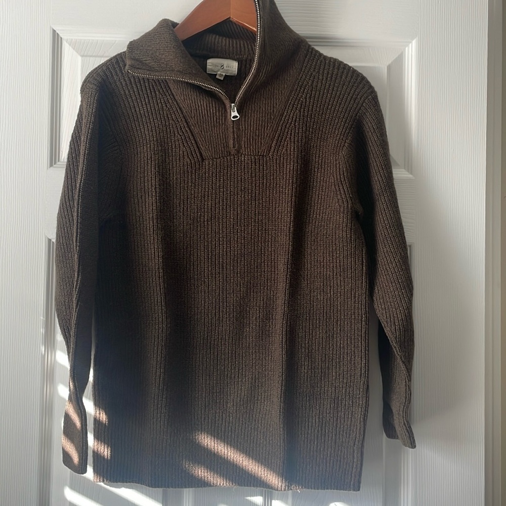 Zip neck elongated sweater